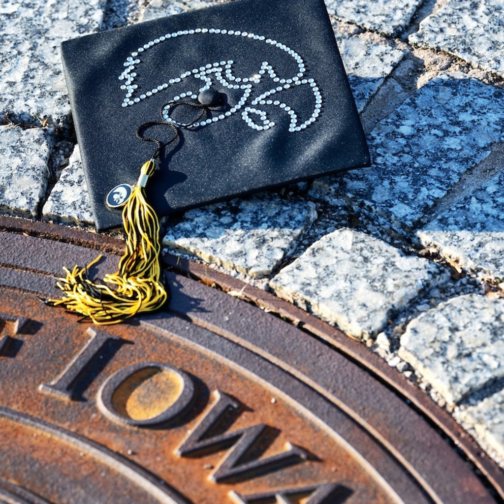 Carver College of Medicine Associated Medical Sciences Commencement Ceremony promotional image
